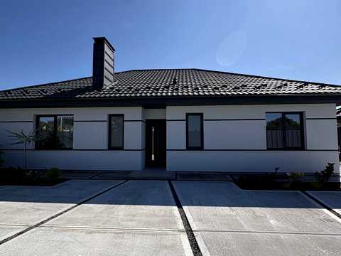 дом по адресу с. Княжичи, Мальовнича, 1