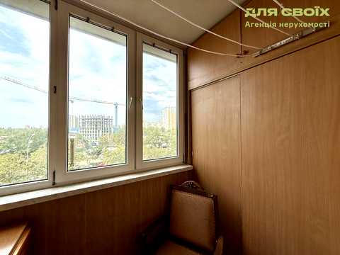 квартира по адресу Ревуцкого ул., 5