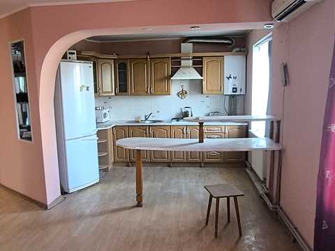 квартира по адресу Островская ул., 4