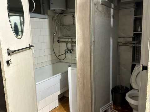 квартира по адресу Голосеевский просп. (40-летия Октября), 100/2