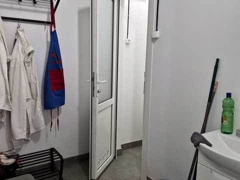 комерційна за адресою Під Голоском вул., 2а