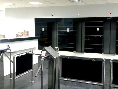комерційна за адресою Болсуновська вул. (Сергія Струтинського), 8
