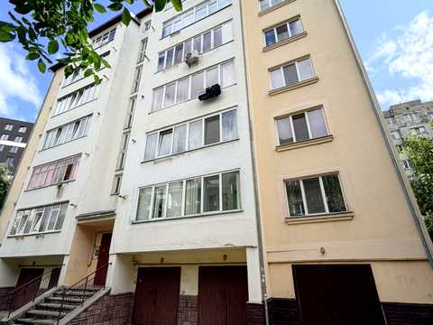 квартира за адресою Юліана Целевича вул., 14-А