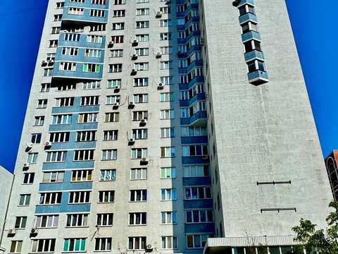 квартира по адресу Червоной Калины просп. (Владимира Маяковского), 68