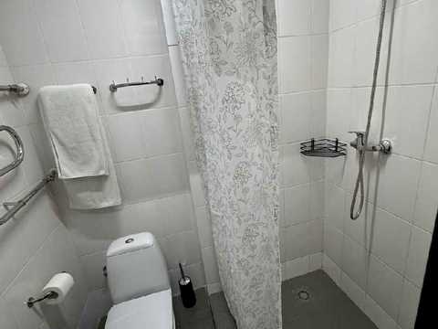 коммерческая по адресу Луки Долинского ул., 2