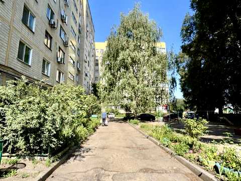 квартира за адресою Івана Нечуя-Левицького вул. (Каруни), 45