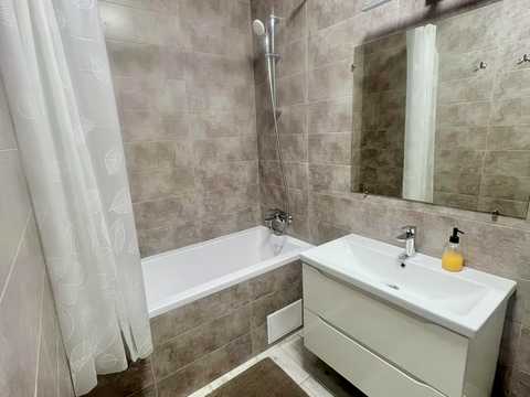 квартира за адресою Перлинна вул., 5А