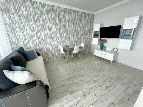 квартира за адресою Перлинна вул., 5А