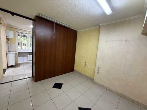 коммерческая по адресу Романа Шухевича ул. (Курчатова), 15