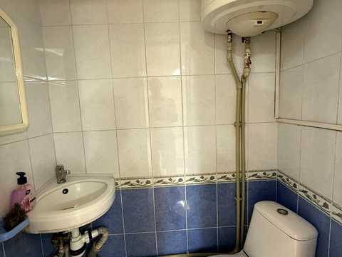 коммерческая по адресу Романа Шухевича ул. (Курчатова), 15