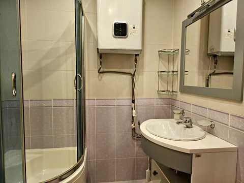 квартира за адресою Раїси Окіпної вул., 4-А