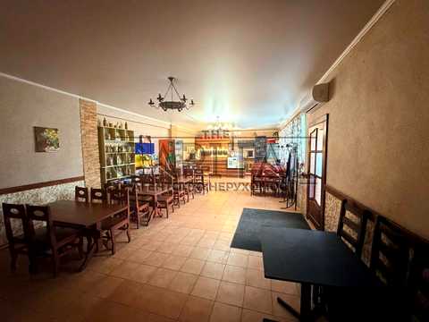 комерційна за адресою Центральна вул., 5