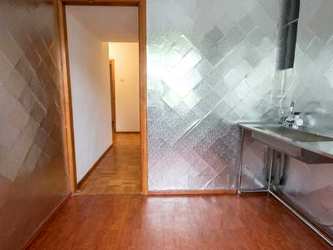 квартира за адресою Космонавтів просп., 6
