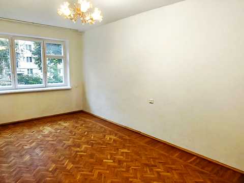 квартира за адресою Космонавтів просп., 6