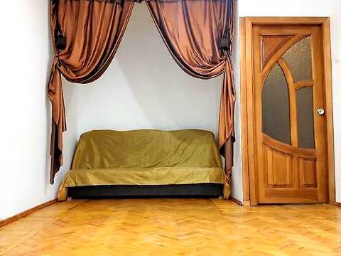квартира за адресою Космонавтів просп., 6