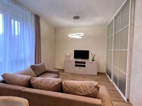 квартира за адресою Джона Маккейна вул. (Івана Кудрі), 26