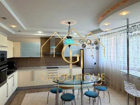 квартира за адресою Миколи Амосова вул., 4