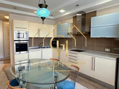 квартира за адресою Миколи Амосова вул., 4