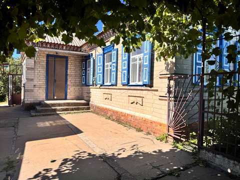 будинок за адресою Каштанова вул. (Ленінградська)