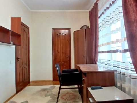 квартира за адресою Генерала Алмазова вул. (Кутузова), 2
