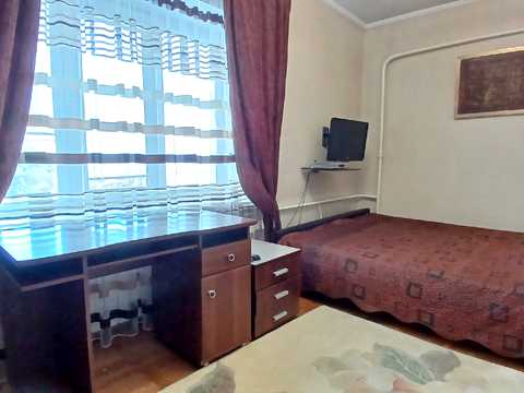 квартира за адресою Генерала Алмазова вул. (Кутузова), 2