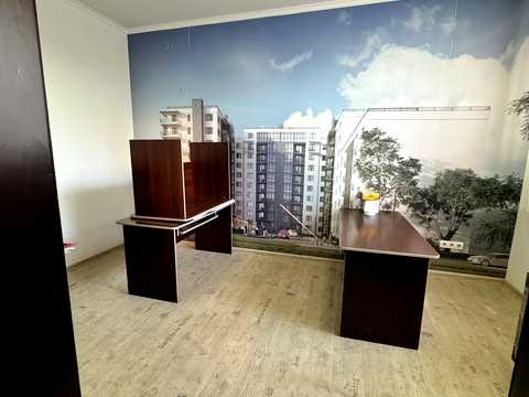 комерційна за адресою Львів, Роксоляни вул., 59-Б
