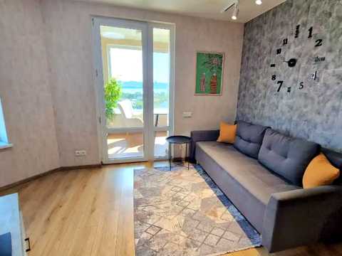 квартира за адресою Луговська вул., 248
