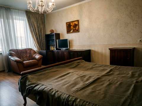 квартира за адресою Антоновича вул. (Горького), 94-96