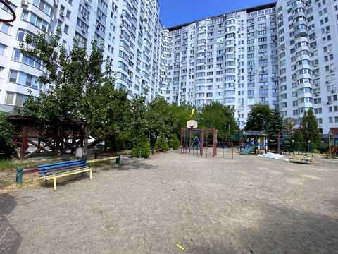 квартира за адресою Миколи Бажана просп., 16