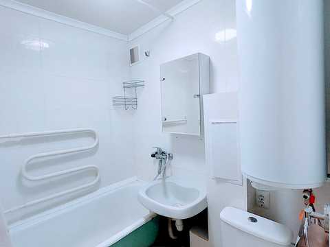 квартира за адресою Науки просп., 42/1к13