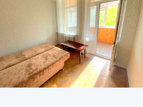 квартира за адресою Машинобудівна вул., 11