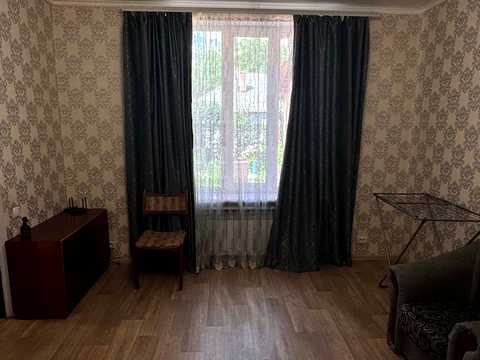 квартира за адресою Івана Крамського вул., 4
