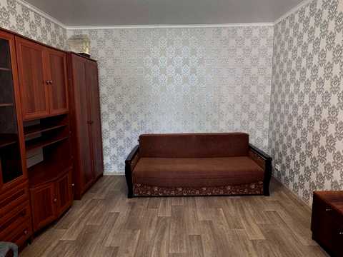 квартира за адресою Івана Крамського вул., 4