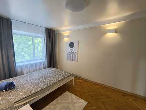 квартира за адресою Русанівський бульв., 6