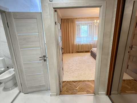 квартира по адресу Львовская ул., 1
