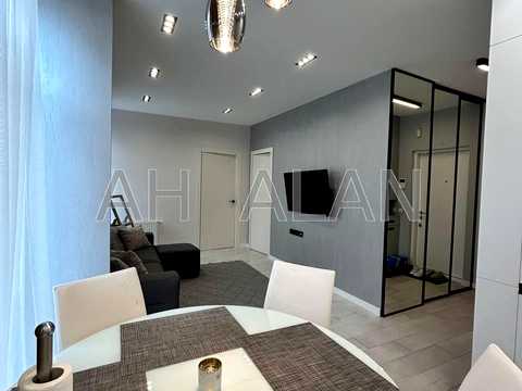 квартира за адресою Регенераторна вул., 4 к5