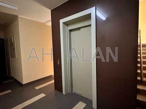квартира за адресою Регенераторна вул., 4 к5