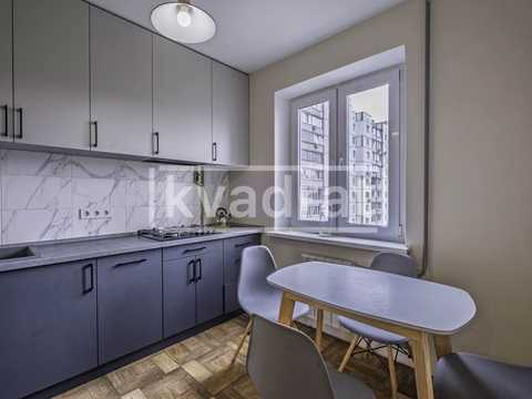 квартира за адресою Юності вул., 1