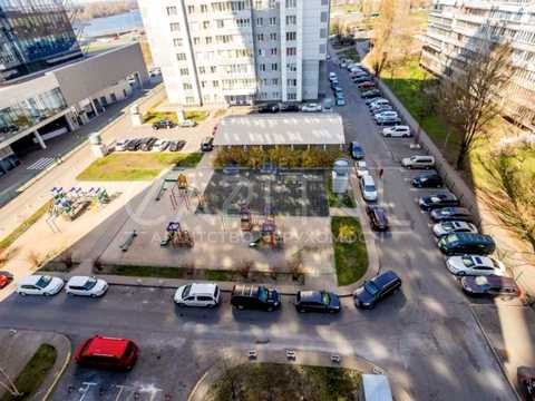 квартира за адресою Дніпровська набережна вул., 1