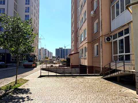 комерційна за адресою Олександра Довженка вул., 31-В, к.3