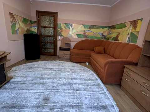 квартира за адресою Академіка Андрія Сахарова вул. (Суворова), 20