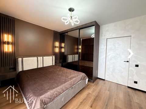 квартира за адресою Митрополита Шептицького вул., 18