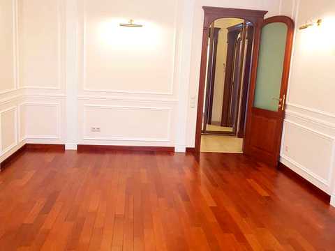 квартира за адресою Ірининська вул., 5/24