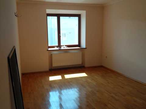 квартира за адресою Уласа Самчука вул. (Молодої Гвардії), 33