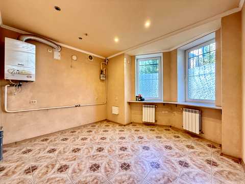 комерційна за адресою Степана Ленкавського вул., 5Д