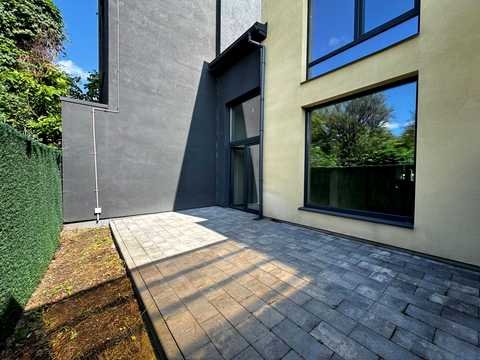будинок за адресою 1-й Топольний пров.