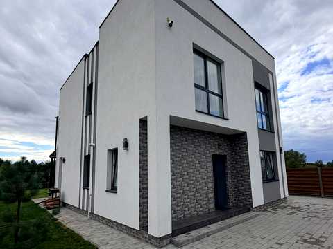 будинок за адресою Світла