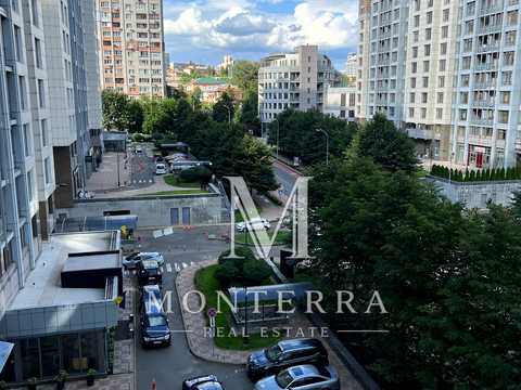 квартира за адресою Андрія Верхогляда вул. (Михайла Драгомирова), 12