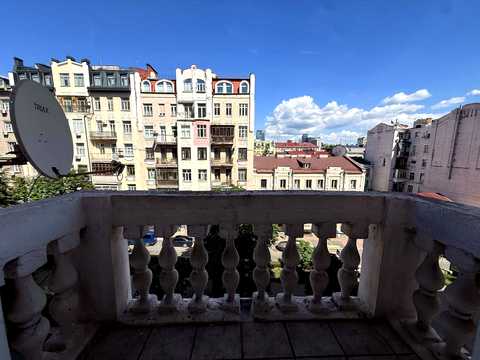 квартира по адресу Антоновича ул. (Горького), 4/6