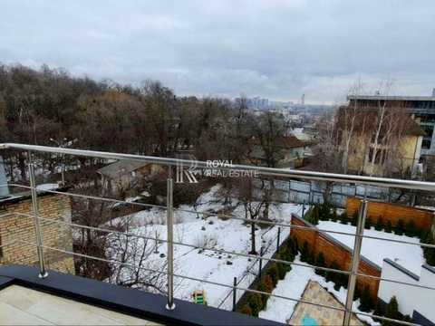 дом по адресу Миколи Соловцова ул., 10